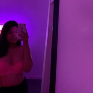 Meet your Posher, Briana